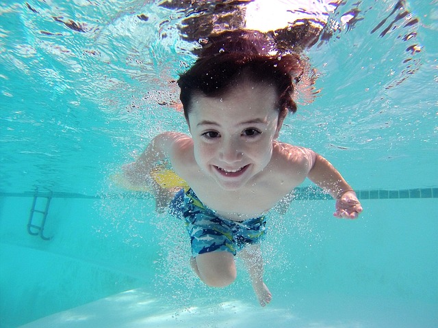 מהי חשיבות לימוד השחייה עבור ילדים